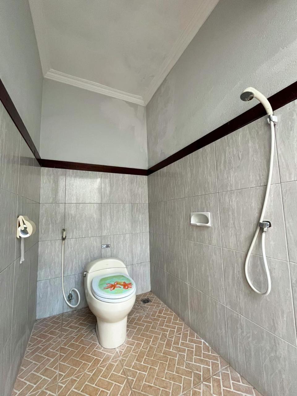 Prabhu Suites Lovina  Room photo