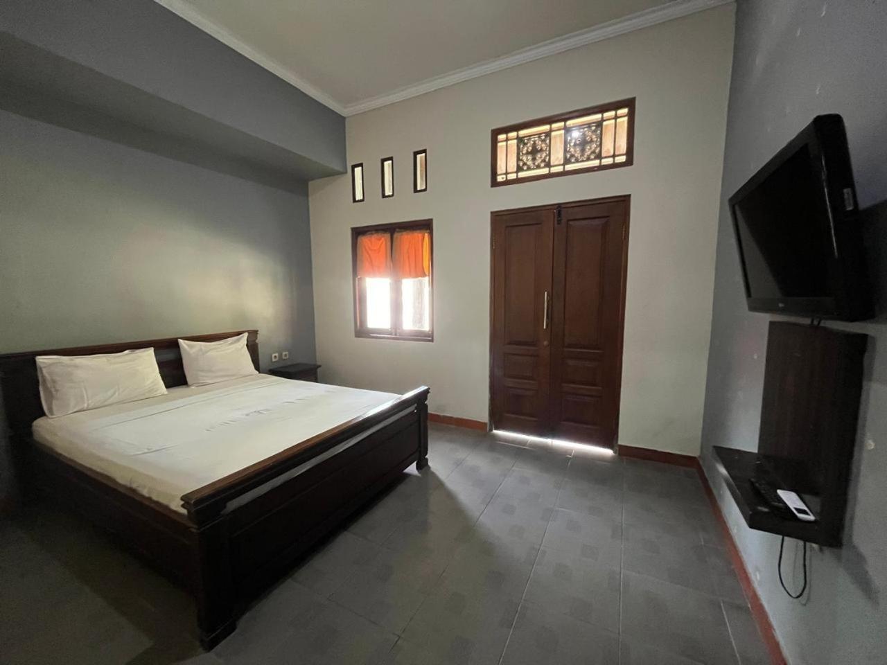 Prabhu Suites Lovina  Room photo