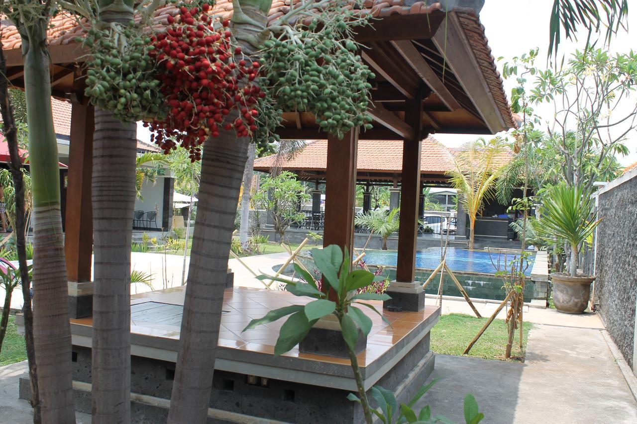 Prabhu Suites Lovina  Exterior photo