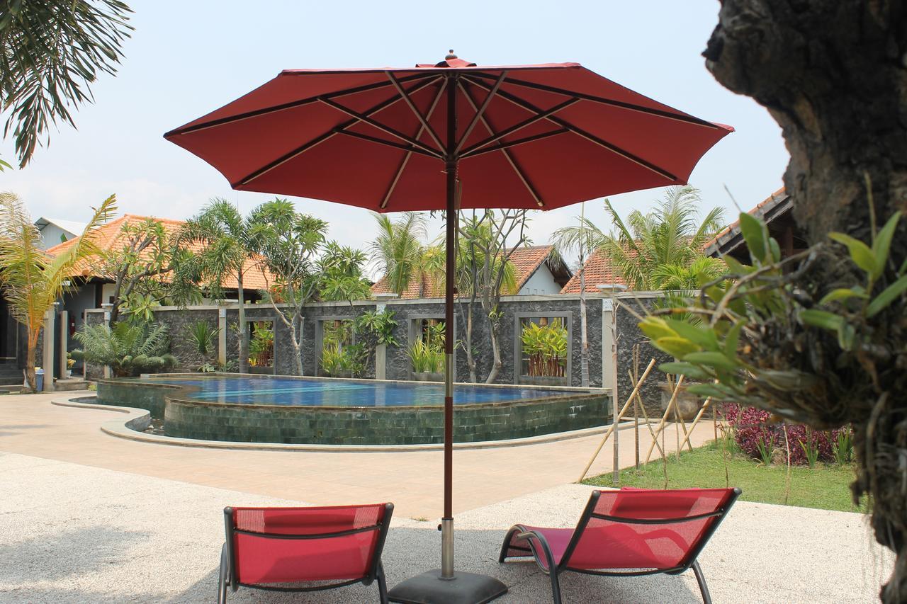 Prabhu Suites Lovina  Exterior photo